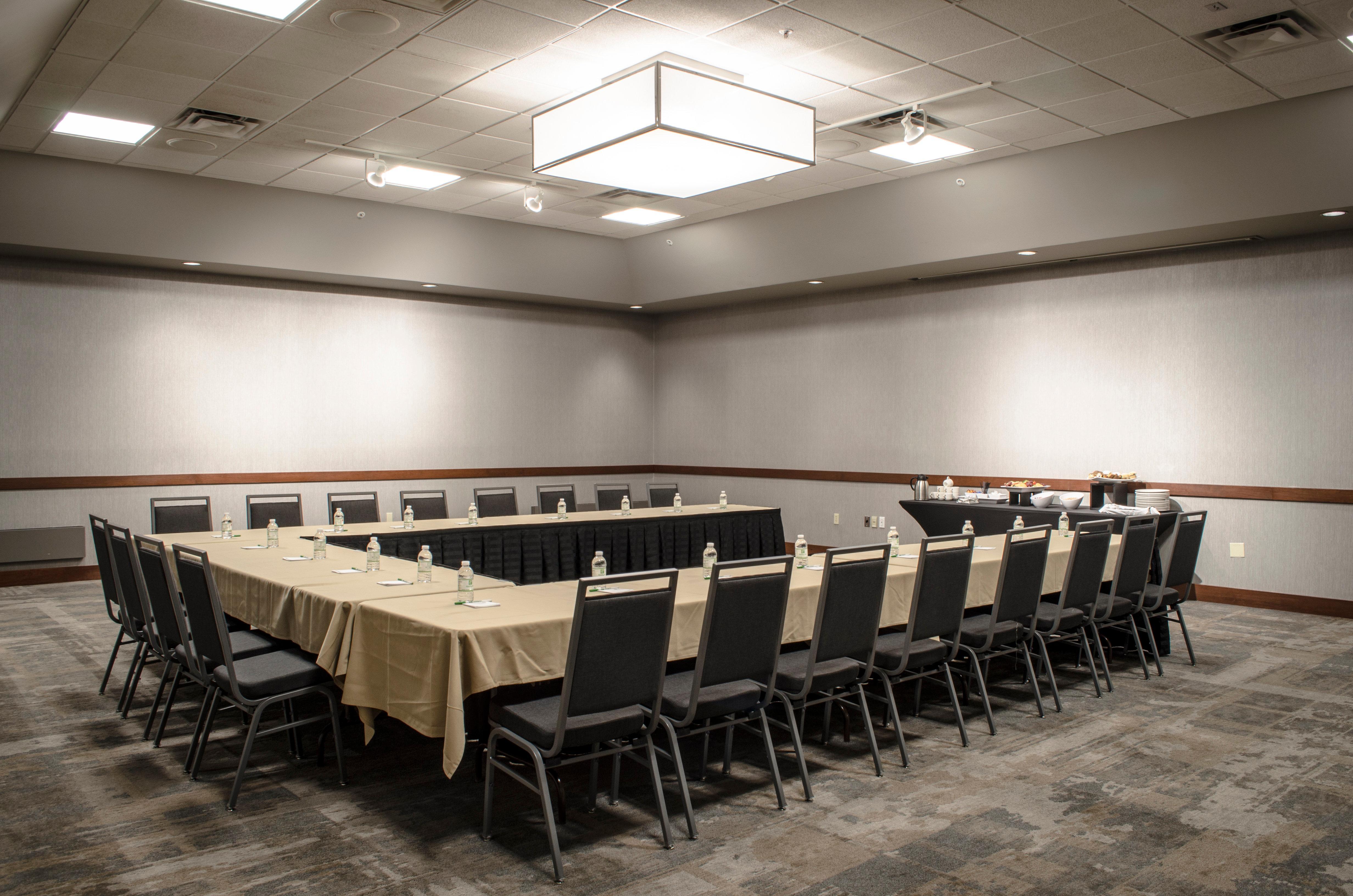 Holiday Inn Fargo By Ihg Exterior foto